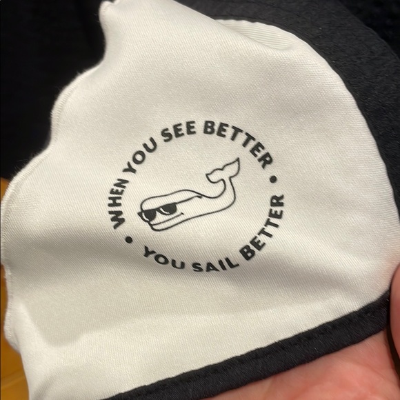 Vineyard Vines Hartley harbor coverup - Picture 4 of 10